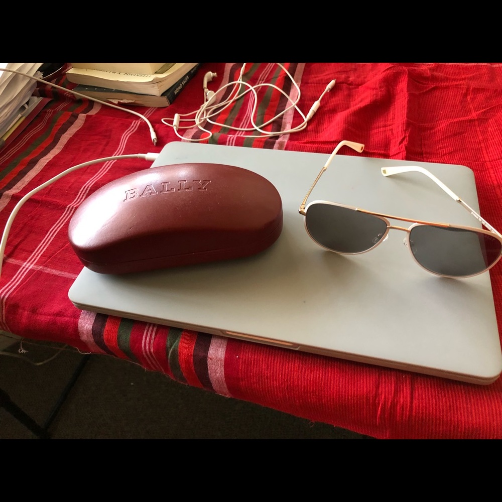 Bally aviator sunglasses